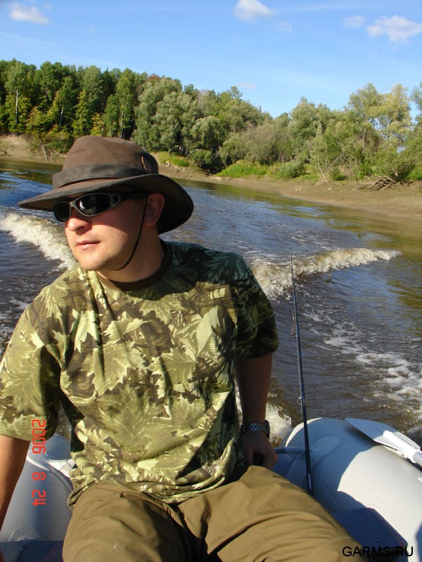 На реке