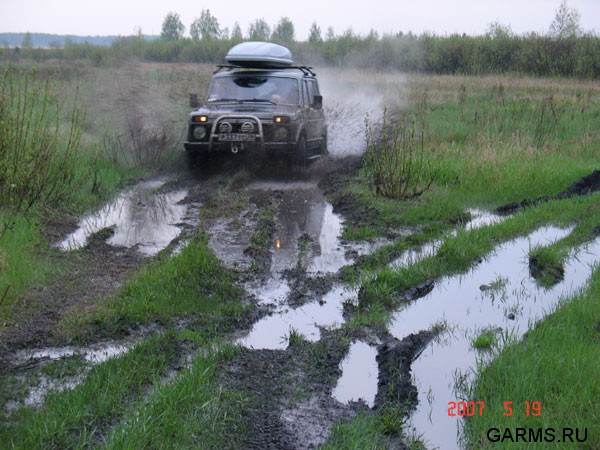 Рыбалка на окуня на Песчанке май 2007г.(Челябинская область)