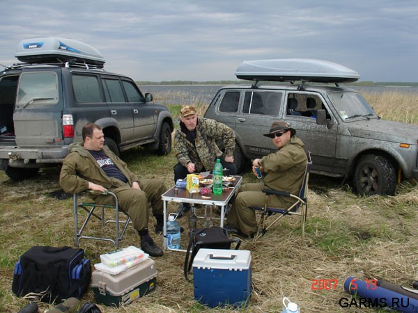 Рыбалка на окуня на Песчанке май 2007г.(Челябинская область)