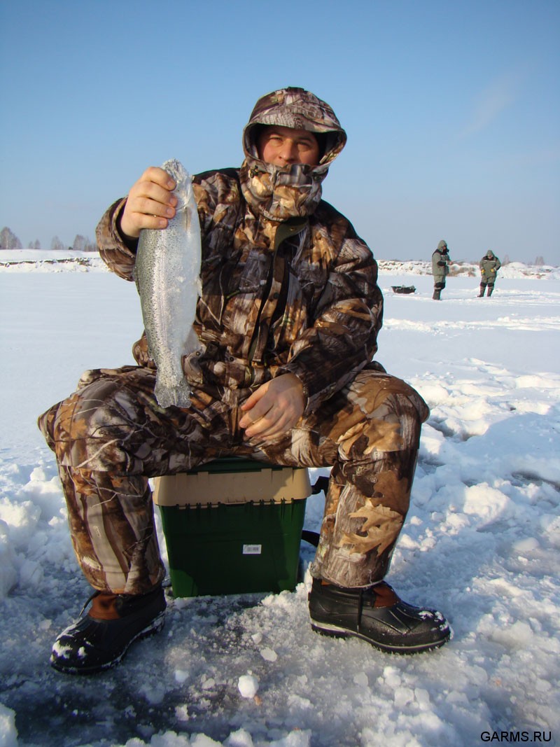 Рыбалка на  озере Бирюзовое январь 2009г. (Челябинская область)