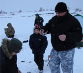 Рыбалка на  озере Бирюзовое январь 2009г. (Челябинская область)