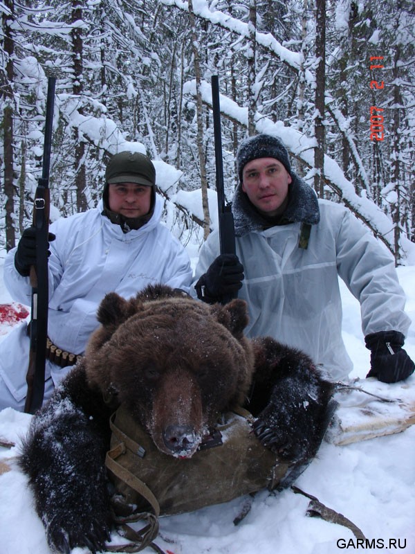 Охота на медведя на берлоге февраль 2007г.  (Республика Коми)