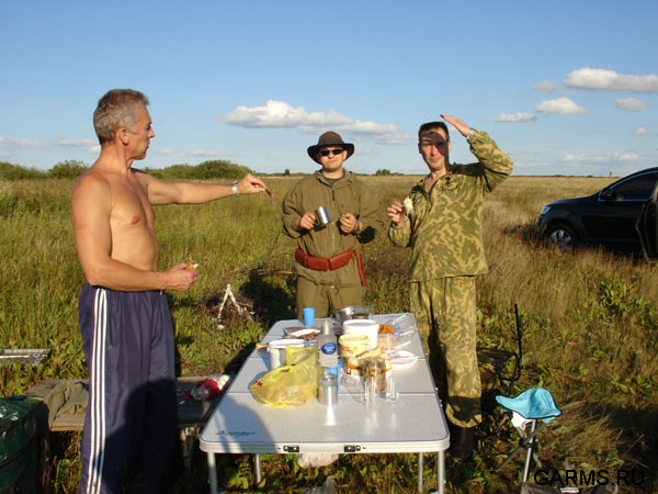 Приехали на место,первым делом надо разложить стол
