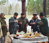 По пятьдесят...